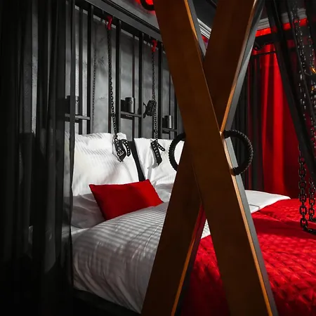شقة Bdsm Secret Manufaktura Centrum Miasta Parking Na Terenie, Tylko Dla Doroslych Adults Only, Idealny Na Prezent وودج
