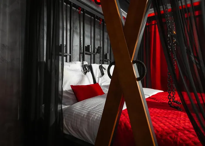 شقة Bdsm Secret Manufaktura Centrum Miasta Parking Na Terenie, Tylko Dla Doroslych Adults Only, Idealny Na Prezent وودج