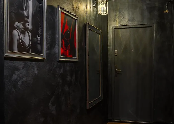 شقة Bdsm Secret Manufaktura Centrum Miasta Parking Na Terenie, Tylko Dla Doroslych Adults Only, Idealny Na Prezent *